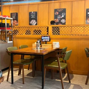 뼈대군국밥 대표 사진