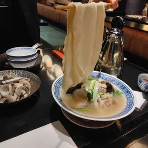 덕후선생 강남 대표 사진