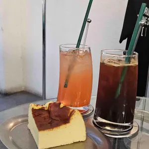 닷닷닷2 대표 사진