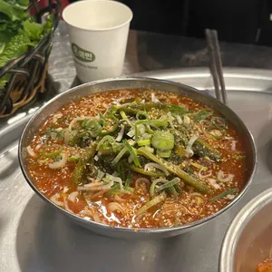 농성화로 대표 사진