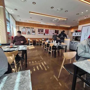 청년감자탕순대국 대표 사진