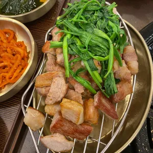 청춘고깃집 사진 1