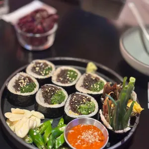 라스트춘선 대표 사진