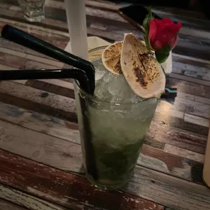 쉐이커 대표 사진