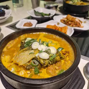 더큰뼈청진동해장국 사진