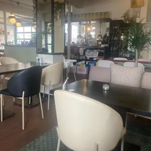 논샬랑라운지 리뷰 사진