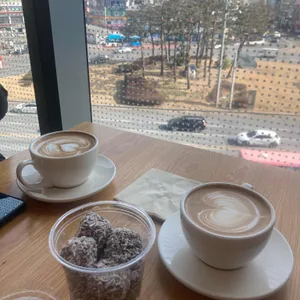 정지영커피로스터즈 사진 2