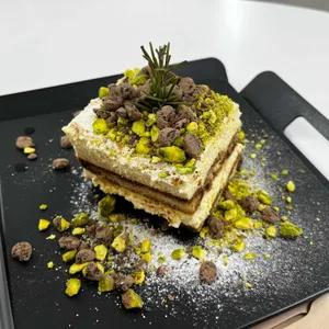 셀렉티드 닉스 대표 사진