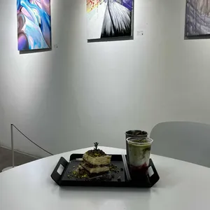 셀렉티드 닉스 대표 사진