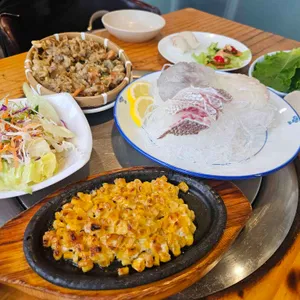 사또횟집수산물직판조개구이 대표 사진