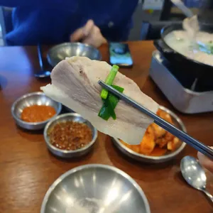 98도씨국밥 대표 사진