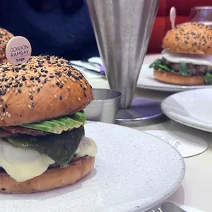 고든램지 버거 리뷰 사진