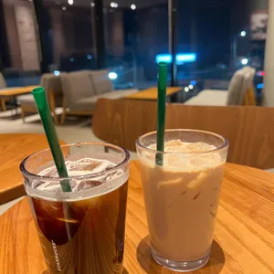 스타벅스 사진 1