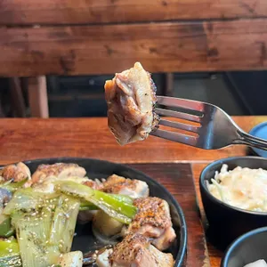 감탄계 숯불치킨 사진