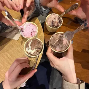 배스킨라빈스 대표 사진