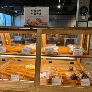 스퀘어81 대표 사진