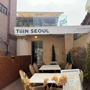 틴 서울 대표 사진