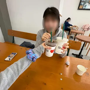 커핀러브 대표 사진