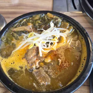 뼈쟁이감자탕 대표 사진