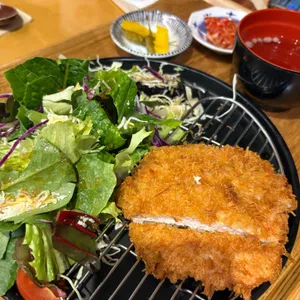 부엉이돈가스 사진 1