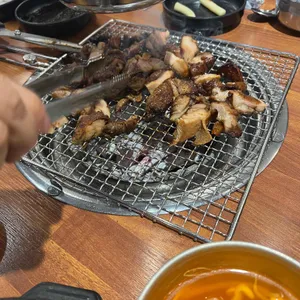 밤새우는닭 대표 사진