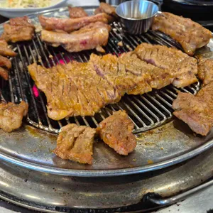 흥부골숯불돼지왕갈비 리뷰 사진