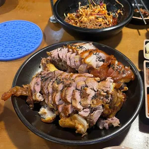 더맛있는족발보쌈 사진 1