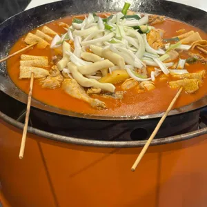 드럼통솥뚜껑닭볶음탕 사진 1