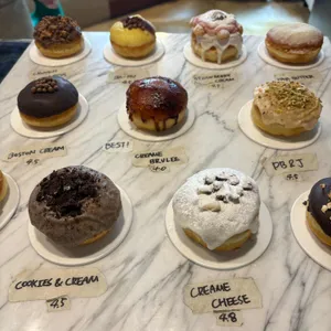 도우맨 도넛 리뷰 사진