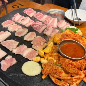 석암생소금구이 사진