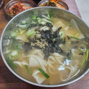 홍두깨칼국수 사진