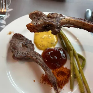 더뷔페앳인터불고 대표 사진