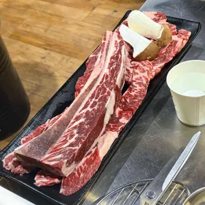 청년축산정육식당 사진