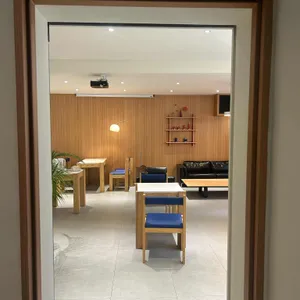 베르크 로스터스 대표 사진