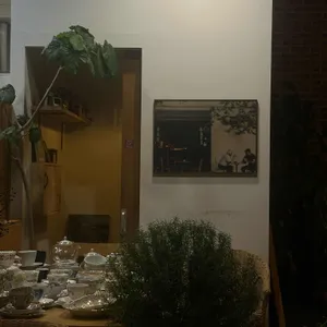 파리의 아침 대표 사진