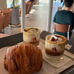 아레볼 대표 사진