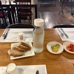 뿌리깊은나무 대표 사진