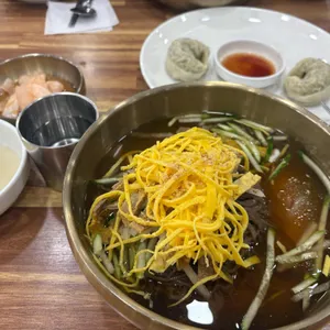 이금신진주냉면 사진 1