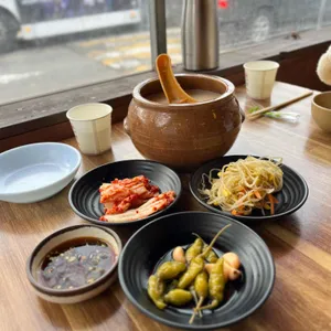 먹어야산다 대표 사진