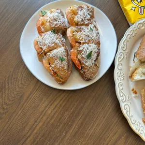 바지크 대표 사진