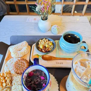 청와살롱 사진 1