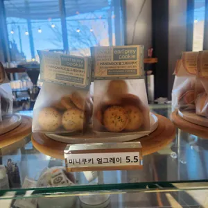 갤러리 아울 리뷰 사진