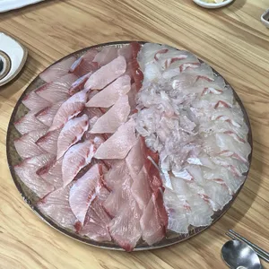 사량도자연산횟집 대표 사진