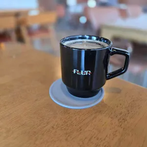 플러 커피 사진 1