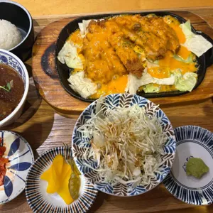 부엉이돈가스 사진 1