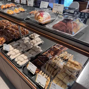 곤트란쉐리에 사진