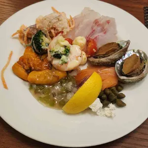 코트야드 메리어트 모모카페 대표 사진