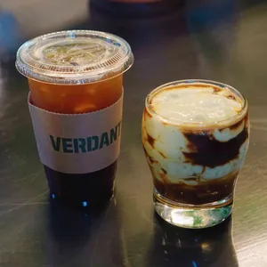 버던트 대표 사진