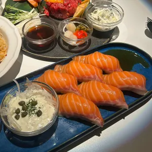 살몬 브라더스 대표 사진