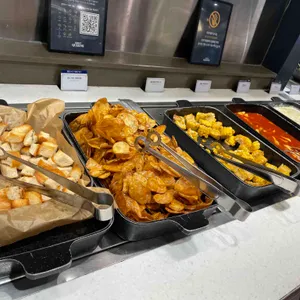 애슐리퀸즈 롯데피트인 대표 사진